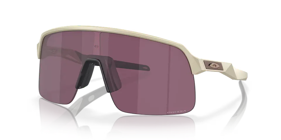 Oakley Sutro Lite Sand 1