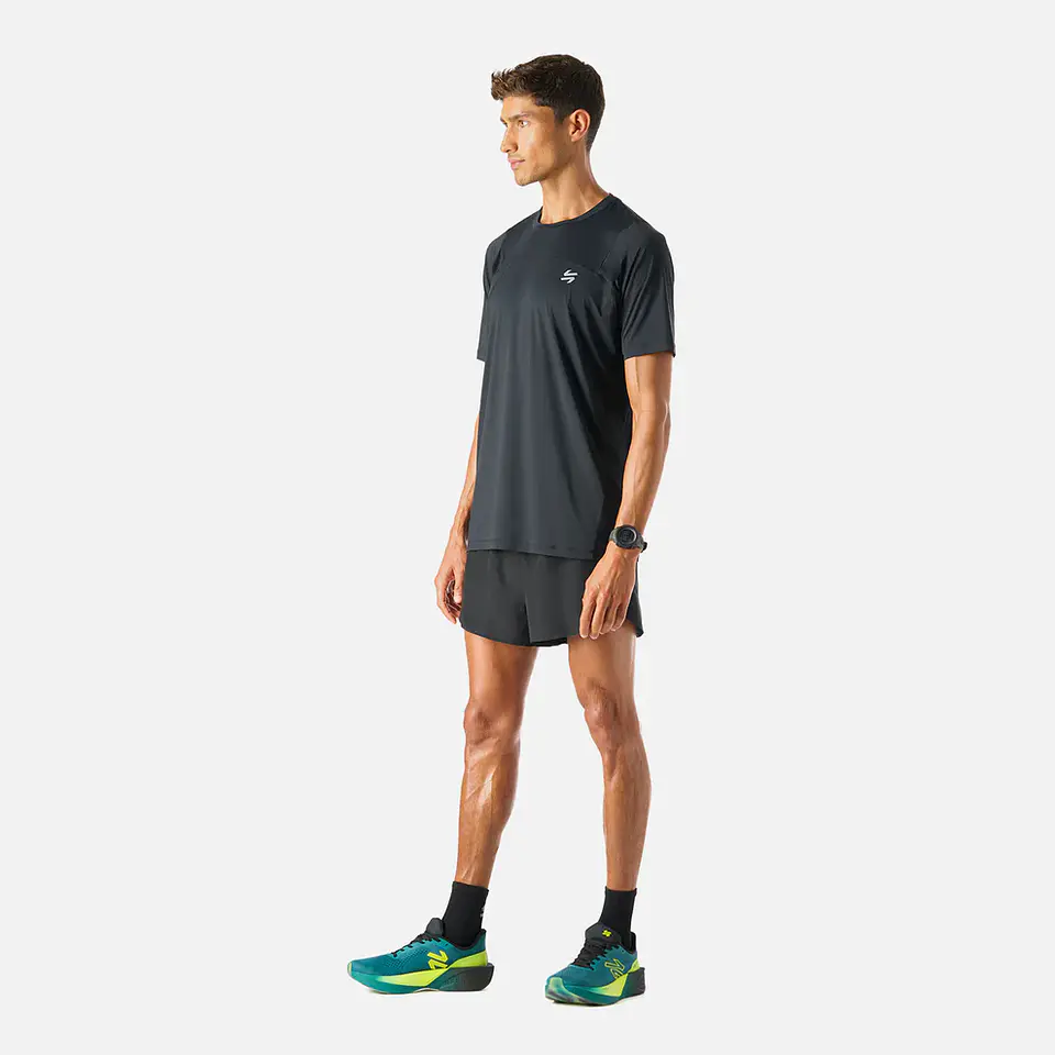 Vulcano polera hombre Built To Move T-Shirt Negro 3