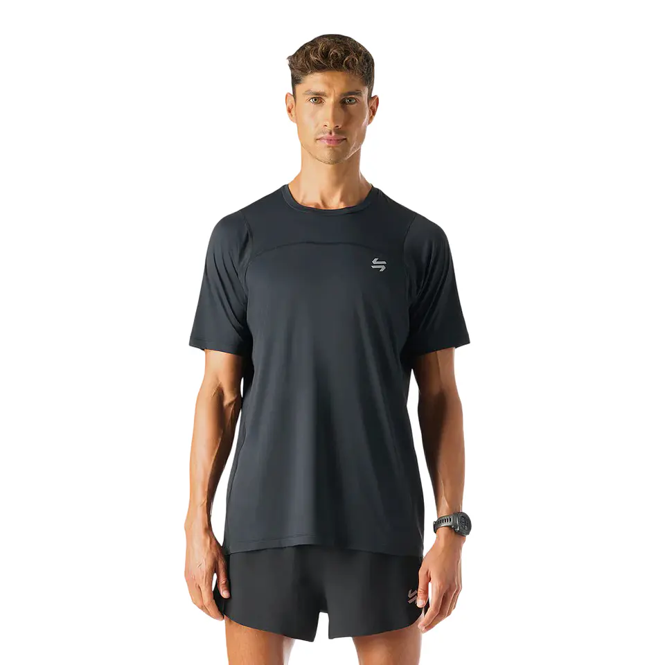 Vulcano polera hombre Built To Move T-Shirt Negro 1