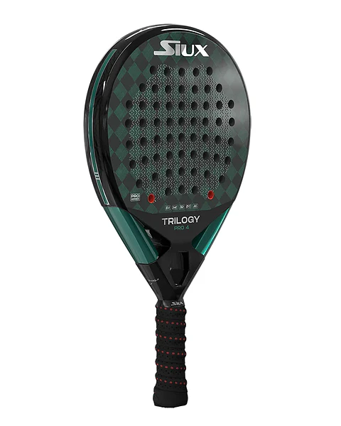 Pala de pádel Siux Trilogy 4 Control Pro Patty Llaguno 2024