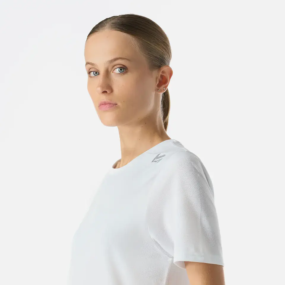 Polera Mujer Built To Move Pro T-Shirt Blanco Vulcano 5