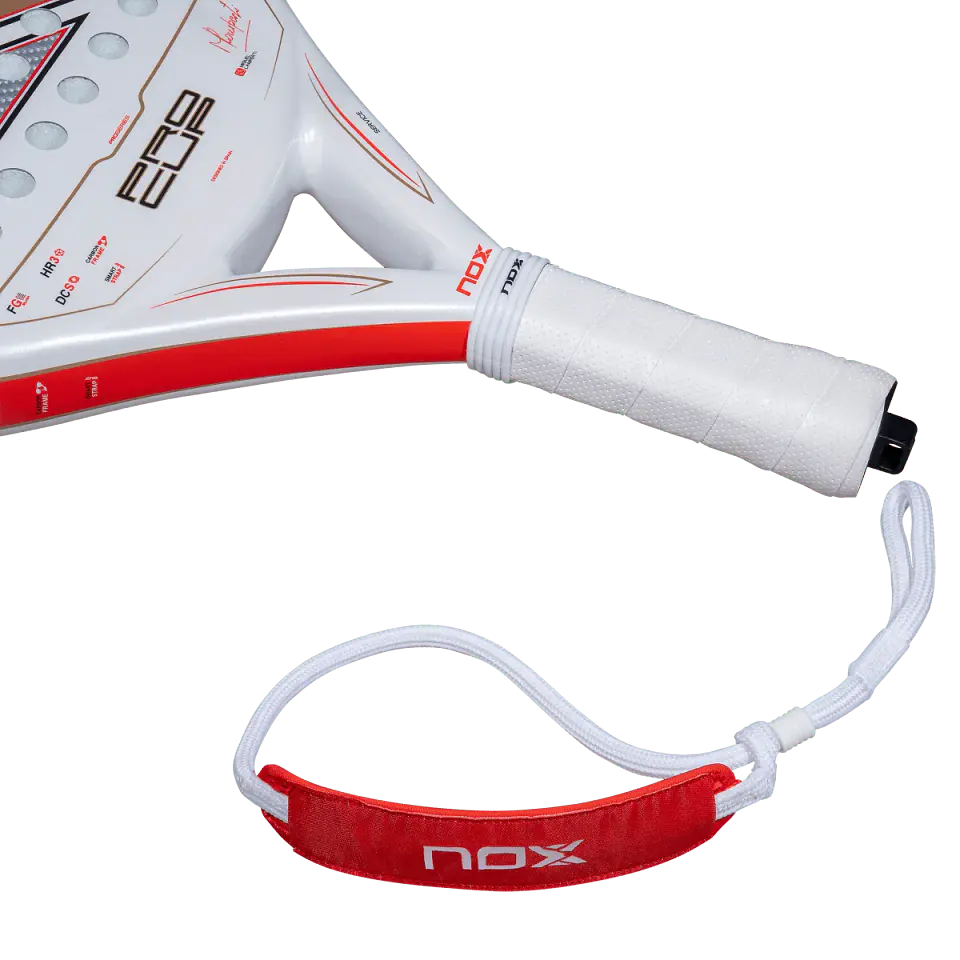Pala de pádel Nox ML10 Pro Cup Corp by Miguel Lamperti 2027 (PRE-VENTA) 4