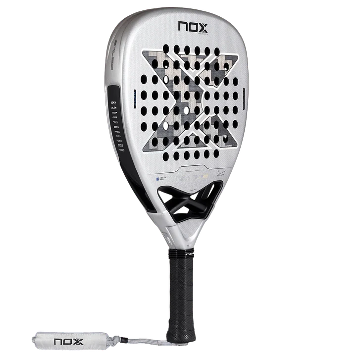 Preventa Pala de pádel Nox Attack 12K Alum XTREM by Agustín Tapia 2027 2