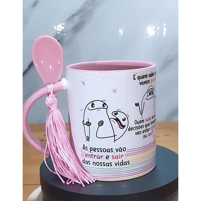 Arte Caneca Flork As pessoas vão entrar e sair das nossas vidas Arquivo Editável