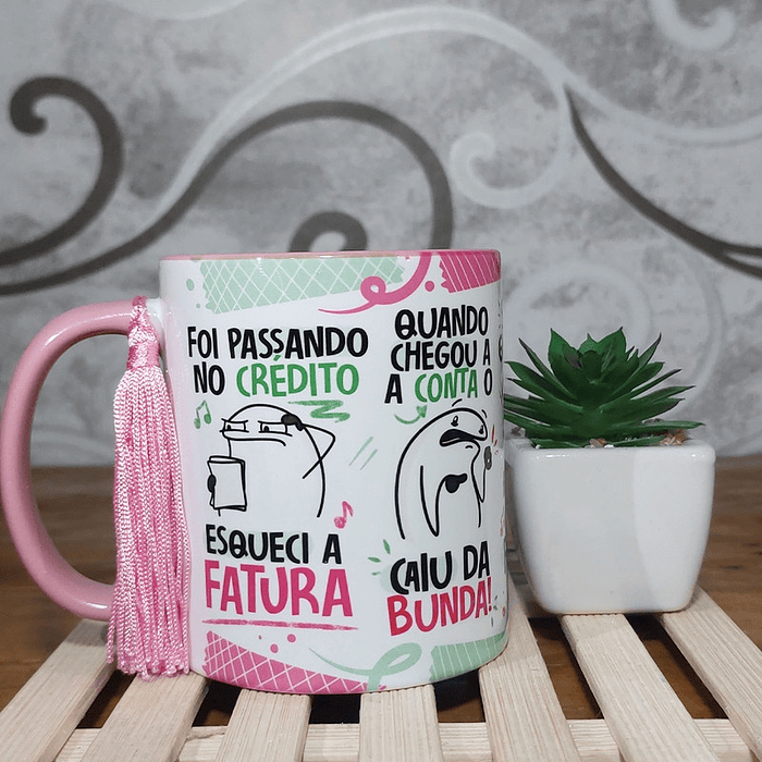 Arte Caneca Fui Passando no Crédito Esqueci a Fatura Rosa Arquivo Png