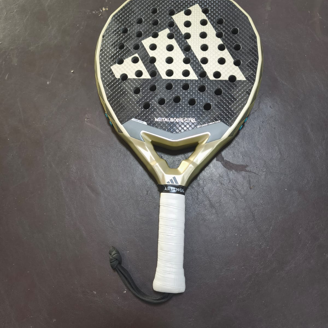 ADIDAS METALBONE CONTROL 2025 1