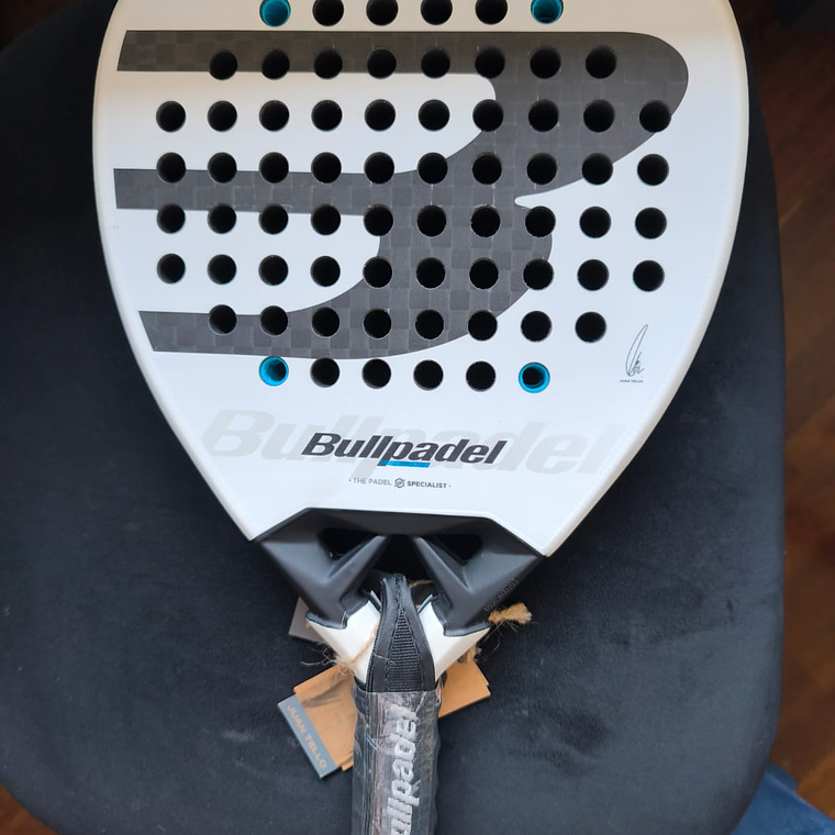 BULLPADEL VERTEX 05 2026 4