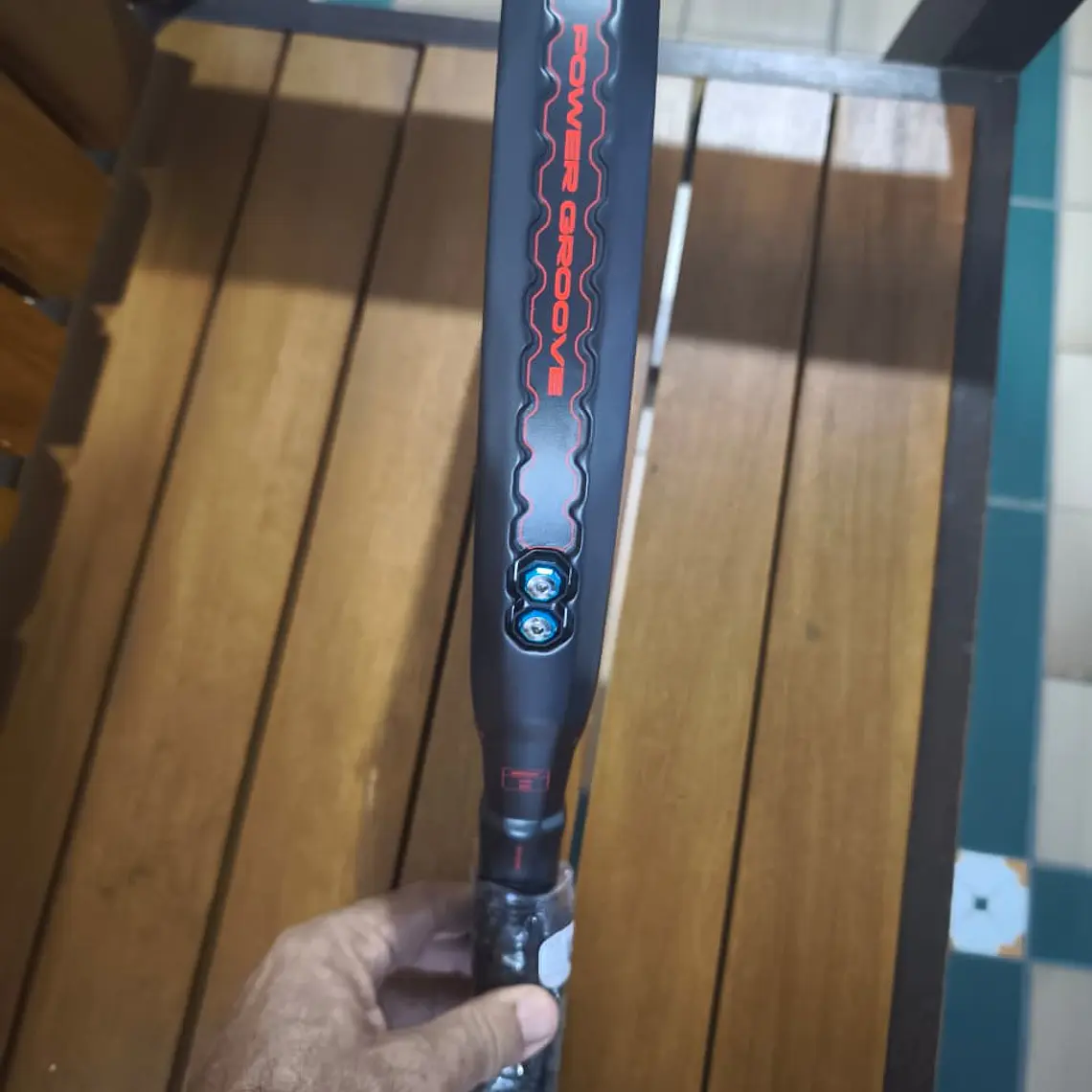 Adidas Metalbone HRD 3.5 2026 en Colombia – pala de pádel profesional de potencia 4