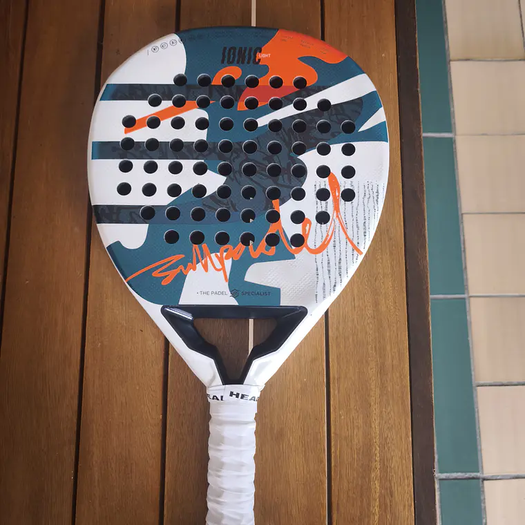 Bullpadel Ionic Light 2025 – Ligereza, control y comodidad para dominar la cancha 3