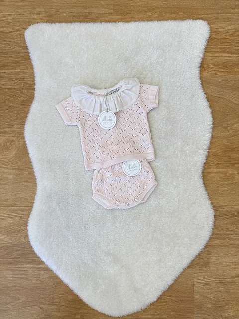 Conjunto rosa com tapa fralda
