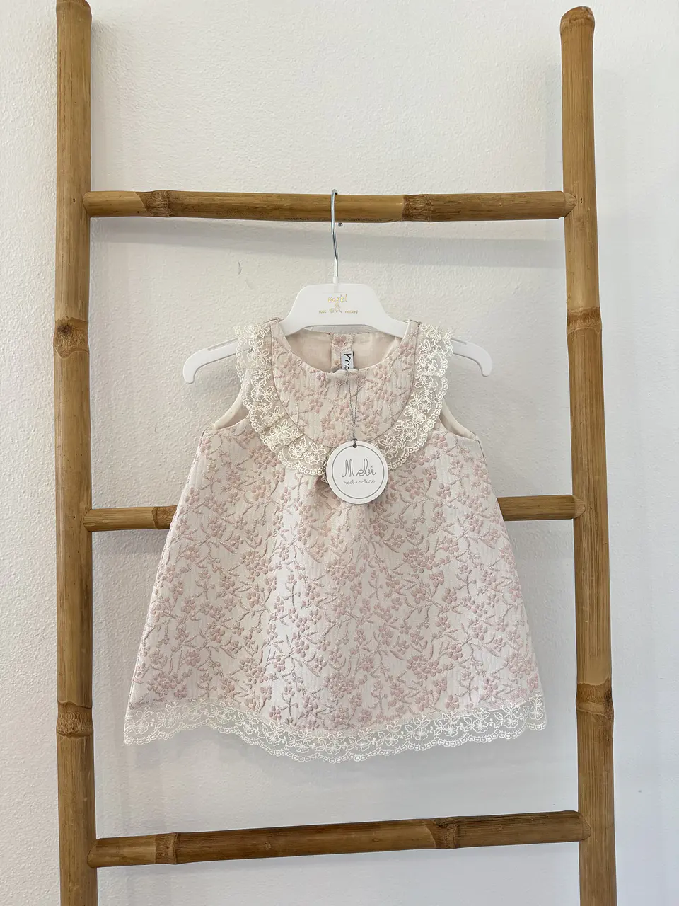 Vestido branco e rosa 1