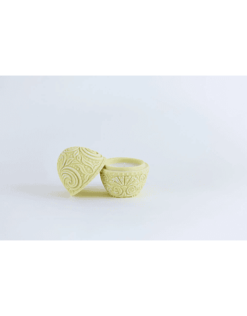 Ovo decorativo com vela perfumada - Arabesco (amarelo)