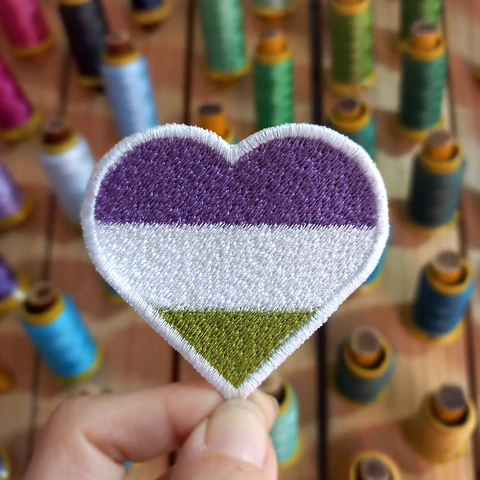 Orgullo queer corazón
