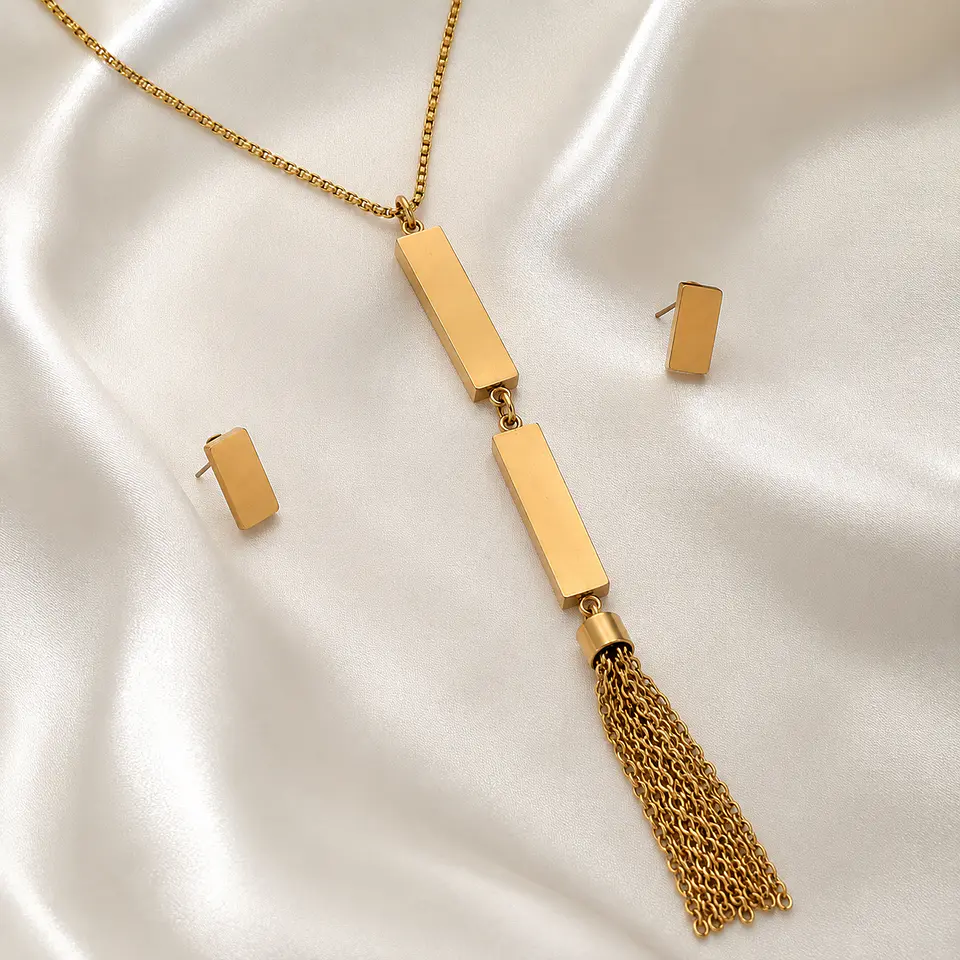 Set Collar + Aros Geométrico Dorado 1