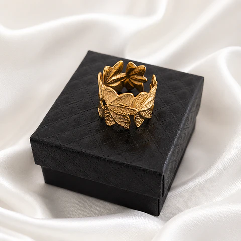 Anillo Dorado Hojas Ajustable