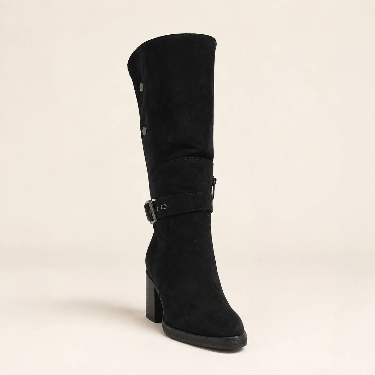 Bota Convertible Gamuzada Negra 4