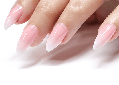 La manicure natural está en fuego: Hola blushing, la tendencia más sutil para las uñas