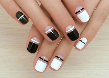 5 ideas de manicure black & white para combinar con todo