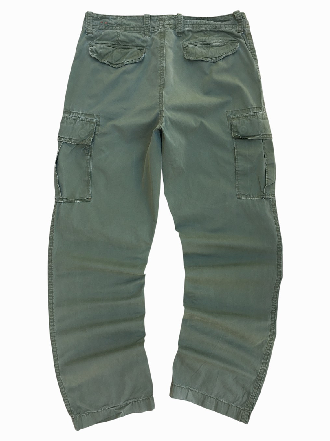 Pantalon Cargo verde    2