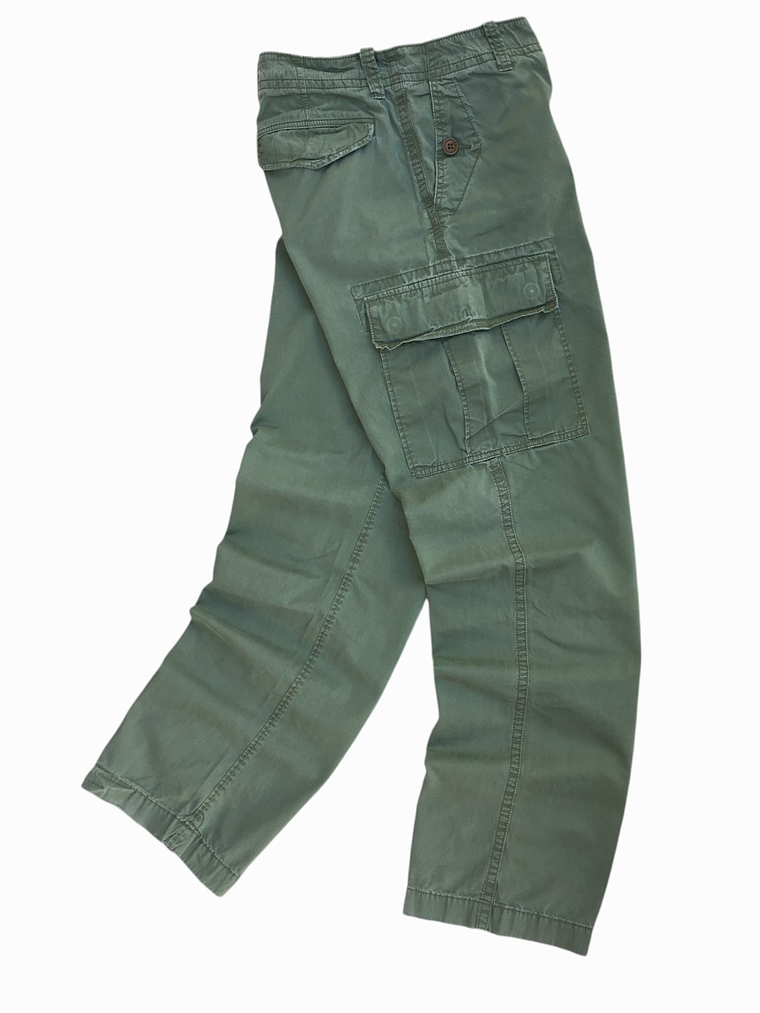 Pantalon Cargo verde    4