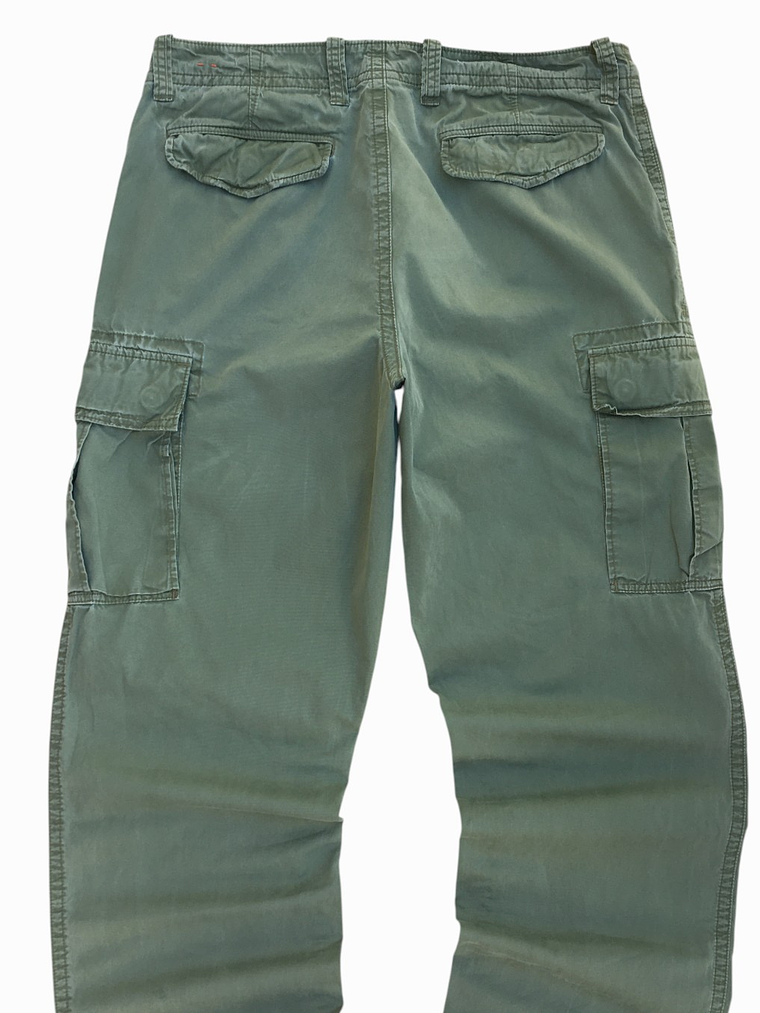 Pantalon Cargo verde    6