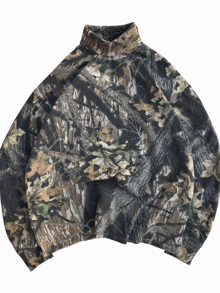 Poleron Cuello Alto Camuflado Sasquatch 1