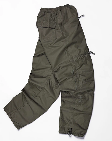 Pantalon Resiste agua y viento, tipo cargo, cintura y botas ajustabl Térmico 