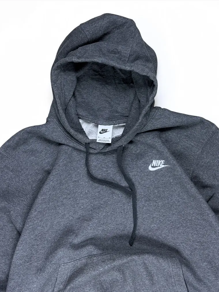 Poleron Tag bordado  Nike Gris 4