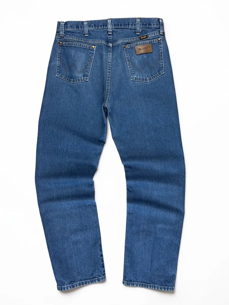 Pantalon Etiqueta cuero Wrangler  1