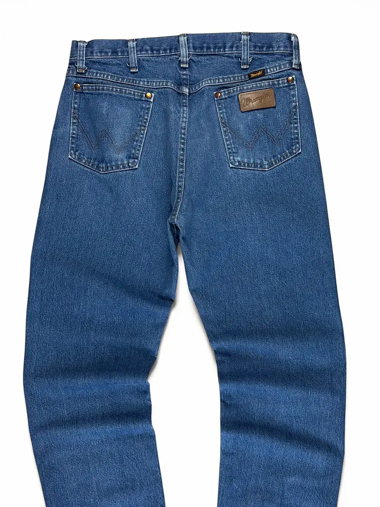 Pantalon Etiqueta cuero Wrangler  3