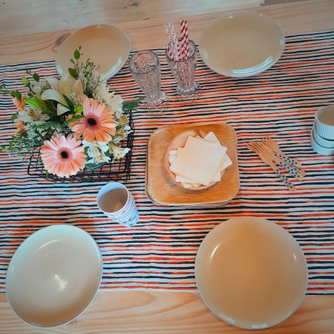 Carpeta Línea Rústica naranja, negro y blanco 2