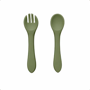 Set cuchara y tenedor de silicona Verde musgo
