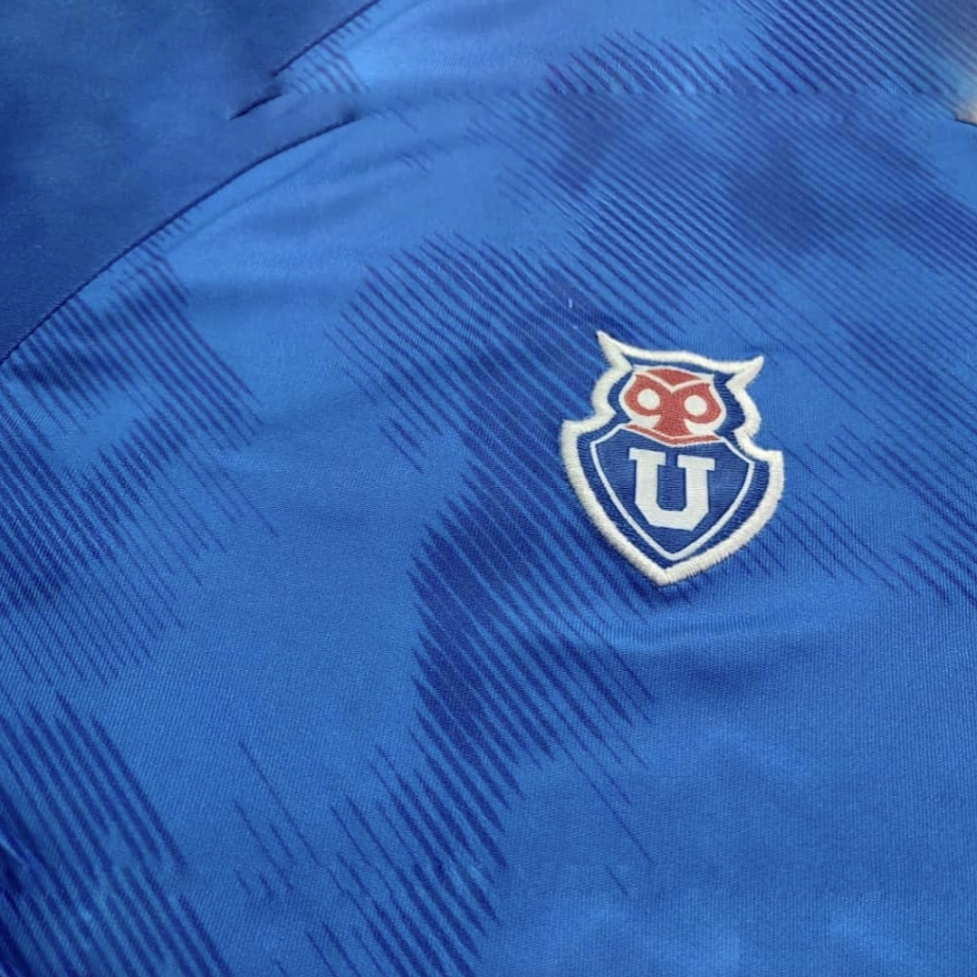 Camiseta  C.  F.  Universidad de Chile  Hombre Local  2024 Talla  
