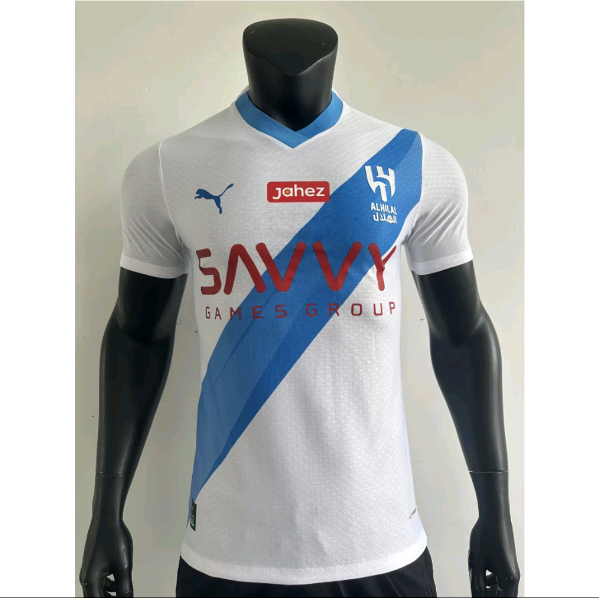 Remera titular del Al-Hilal