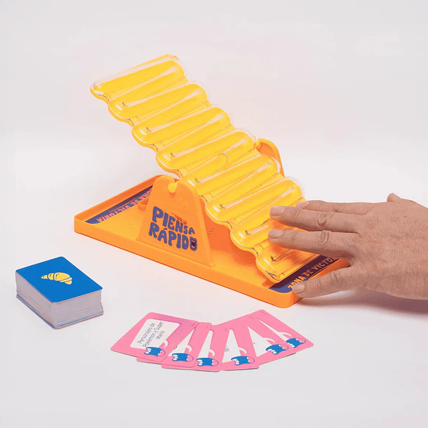 Juego de mesa Piensa Rápido 4