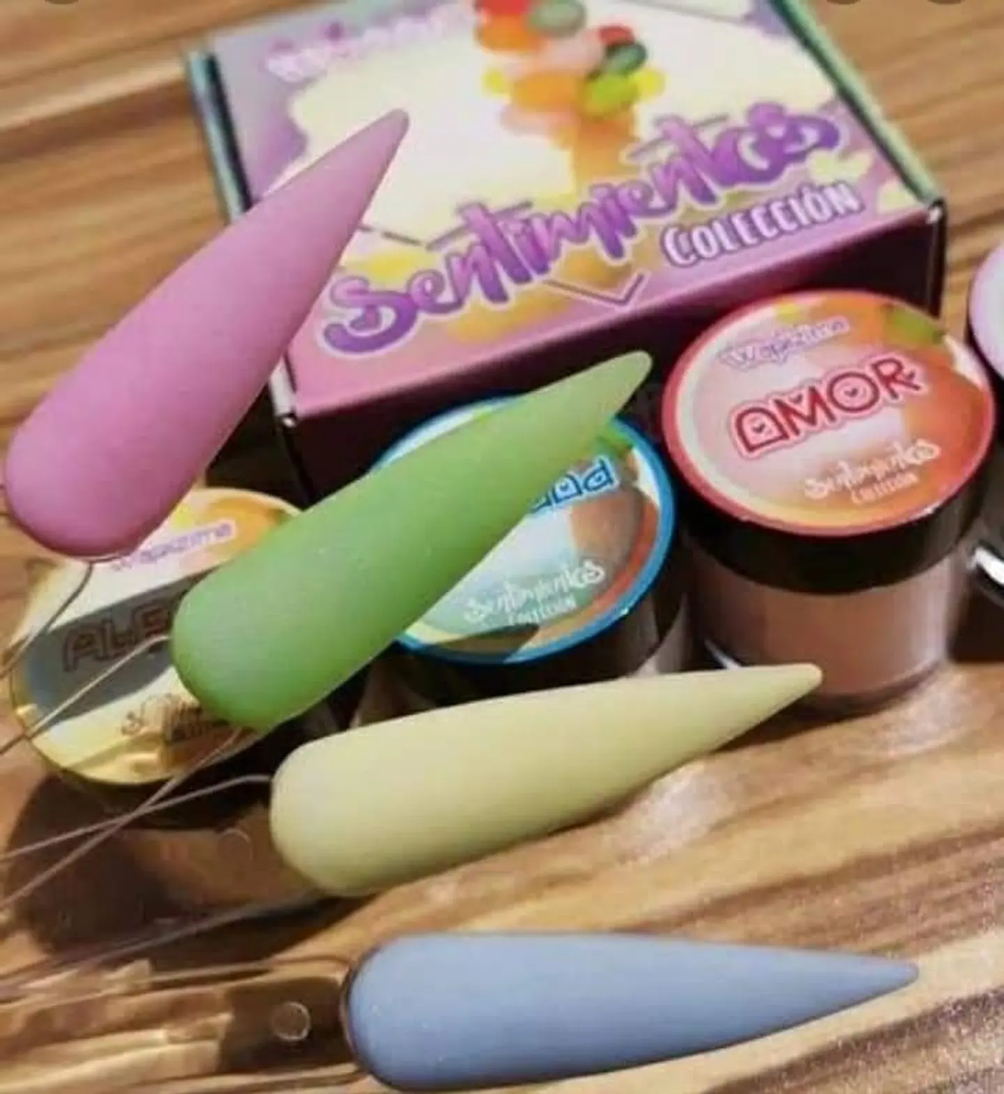 Colección de Acrílicos  4 colores  Sentimientos 1