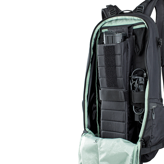 Mochila EVOC FR Trail E-Ride Black M/L