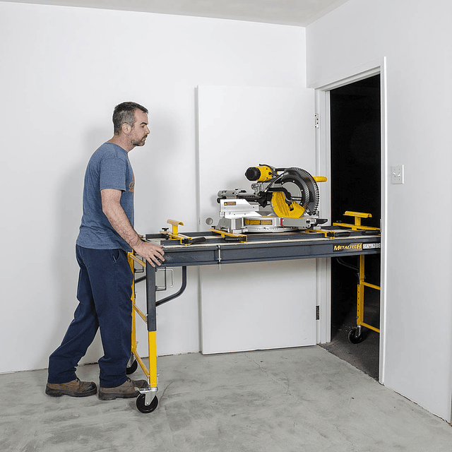 Andamio y mesón de trabajo ScaffoldBench™ 6′ Baker System 4-in-1 