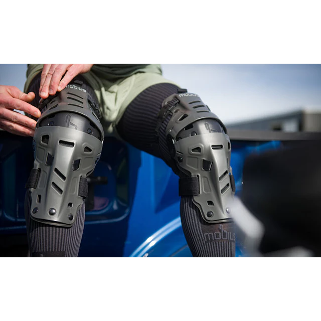Rodillera Mobius X8H Hybrid Knee Supports
