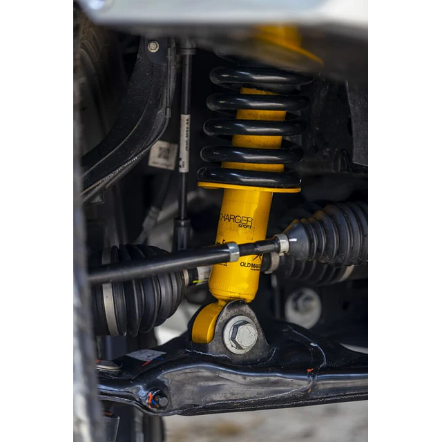Kit de Suspensión Old Man Emu  Nitro Plus ﻿ MITSUBISHI L200 (2016-2024) 