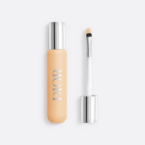 Dior Backstage Face & Body Flash Perfector Concealer 4