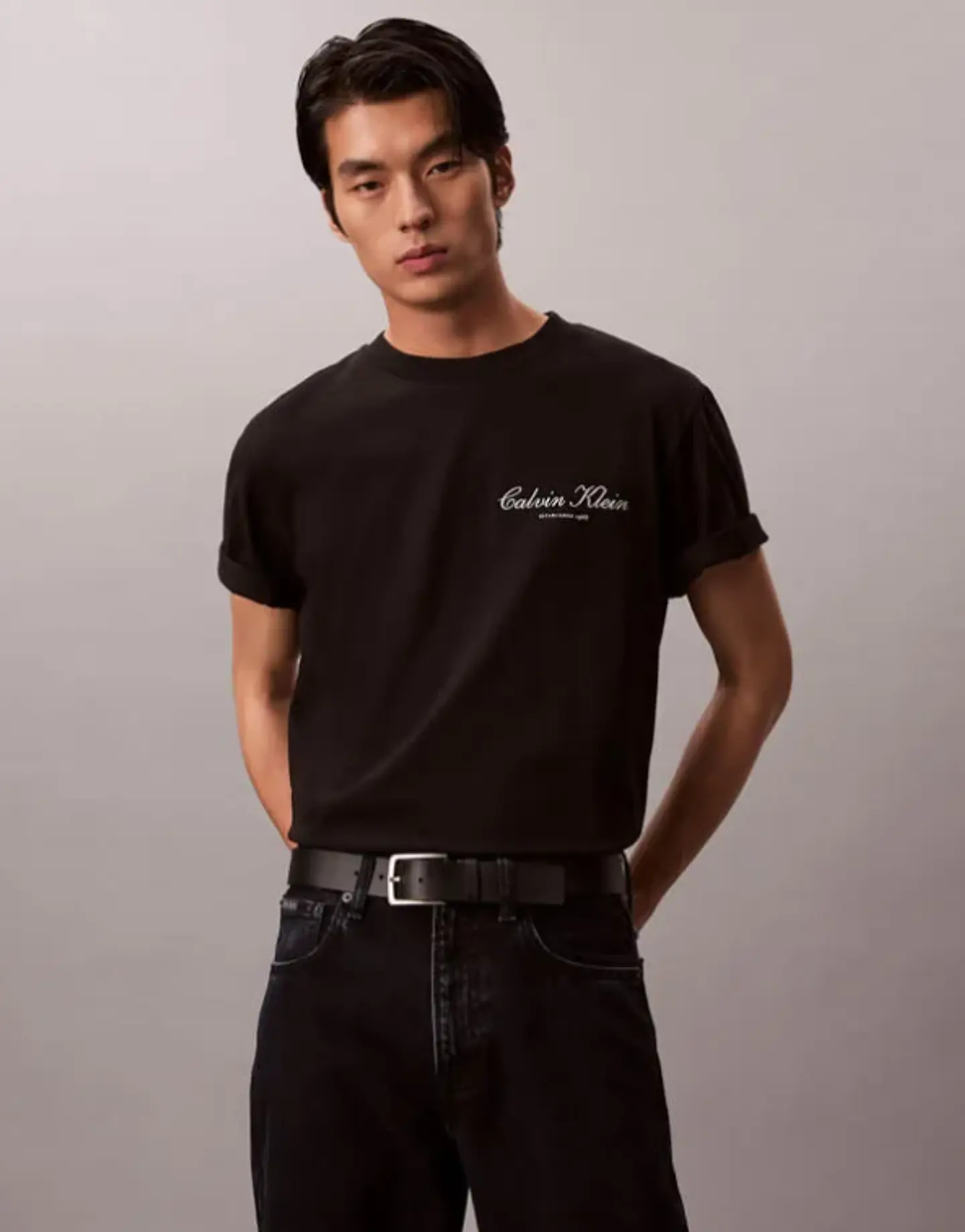 Playera Negra Graphic Seasonal De Hombre Calvin Klein 1