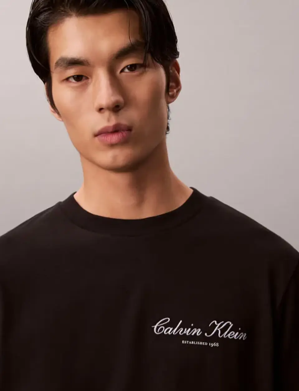 Playera Negra Graphic Seasonal De Hombre Calvin Klein 3