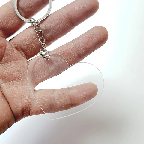 100 Corazones  de acrílico transparente de 3mm sin argolla