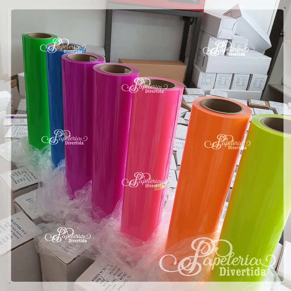 Vinilo Textiles  PU Colores 30cm ancho, venta por metro lineal 2