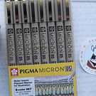 Set tiralíneas 0.5 Pigma Micron, 8 colores