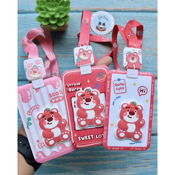 Porta credencial diseño Lotso