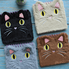 Libreta peluda diseño gatito