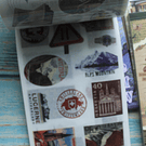 Libro de stickers y papel decorativo