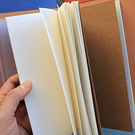 Cuaderno estilo Traveler’s Notebook o cuaderno viajero con cubierta de cuero sintético y bolsillos interiores